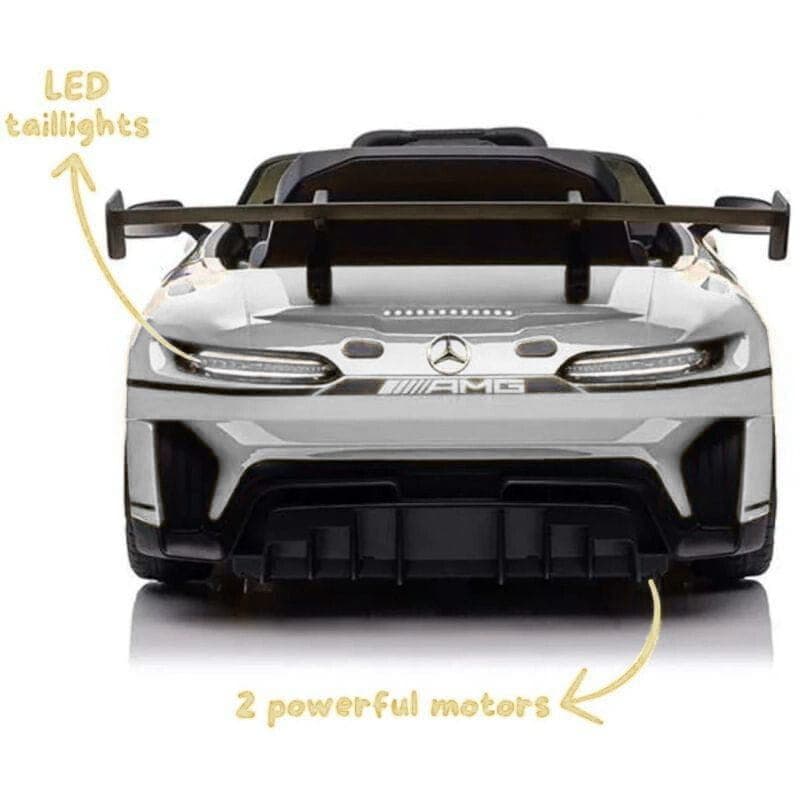 Mercedes AMG GT3 Blanc pour enfants, avant agressif, spoiler arrière, feux LED, double moteur puissant, calandre AMG, détails sport et finitions noires