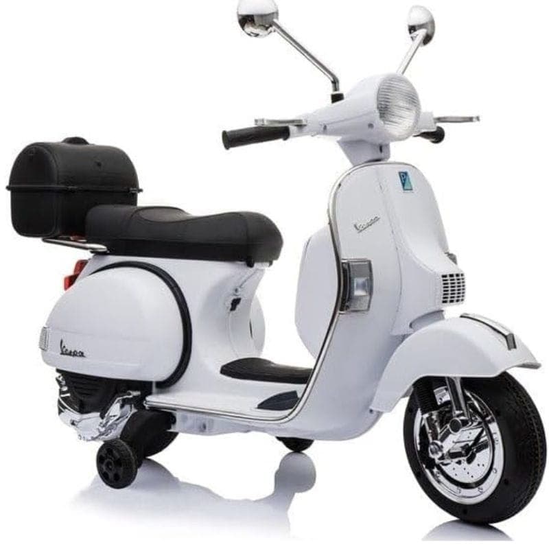 Vespa PX150 12V Blanc pour enfants avec coffre arrière, guidon chromé, phare rond, selle noire, roues brillantes et petites roulettes dappui amovibles