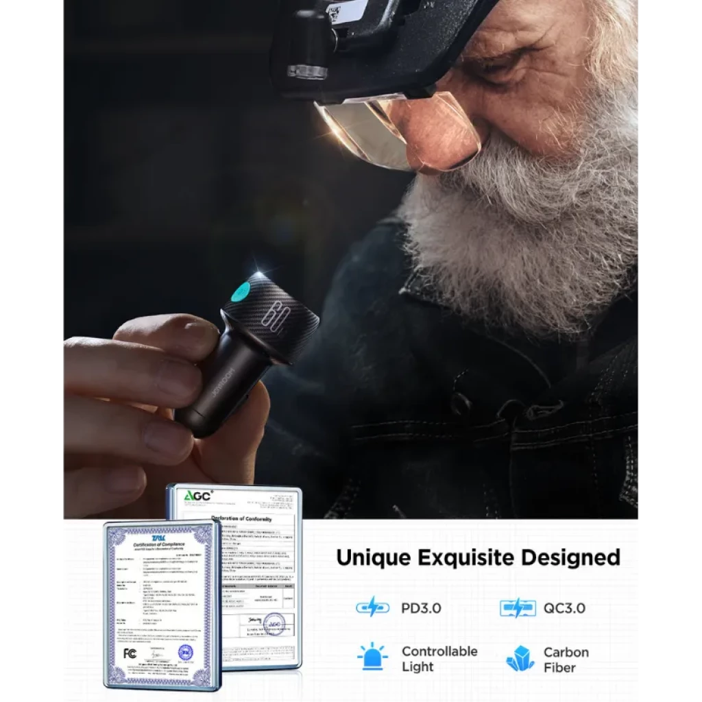 Cargador de coche Joyroom JR-CCN01 60W con puerto USB-C PD y USB-A QC3.0, botón lateral para luces LED RGB, acabado efecto fibra de carbono negra - Ítem6