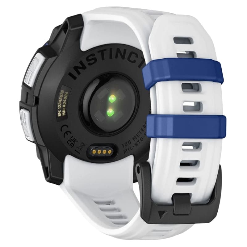 Lateral do Garmin Instinct 3 45 mm Solar Branco, caixa robusta com botões texturizados prateados, detalhes azuis e bracelete de silicone branca com fecho preto