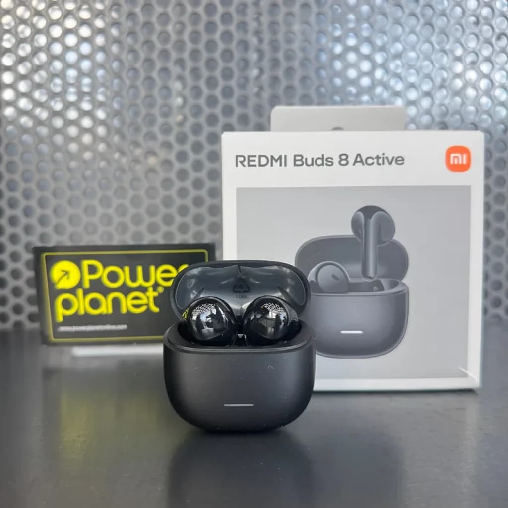 Xiaomi Redmi Buds 8 Active Preto com estojo compacto magnético, acabamento brilhante, indicadores LED e design semi-intra-auricular discreto