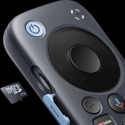 Télécommande RayNeo Pocket TV compacte, bouton d’alimentation bleu, pavé circulaire, touches YouTube et retour, lecteur microSD 2 To avec cache latéral
