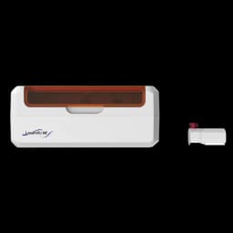 Laservii M1s 12W - Graveur laser fermé avec couvercle de sécurité ambré, boîtier blanc compact et module accessoire latéral avec bouton rouge
