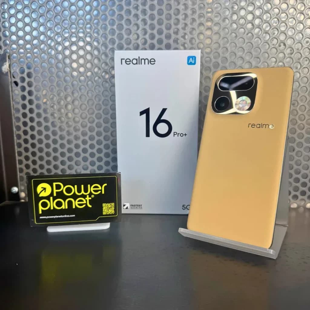 Realme 16 Pro+ dorado con gran módulo de cámaras, 512GB y 8GB RAM, IA para fotografías, pantalla amplia, caja y soporte en exposición