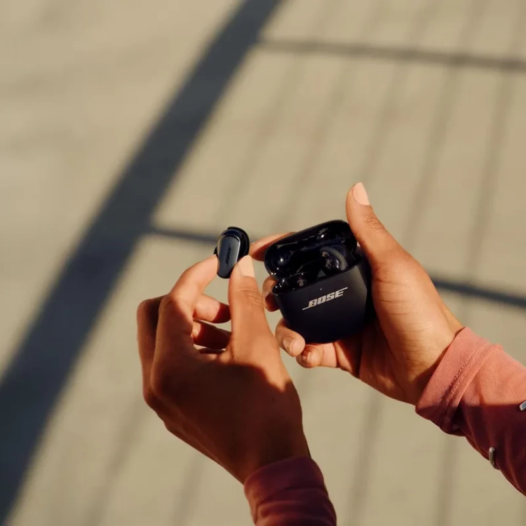 Bose QuietComfort Ultra (2.ª gen) Negro - Auriculares in-ear inalámbricos Bluetooth ActiveSense + CustomTune - Ítem3