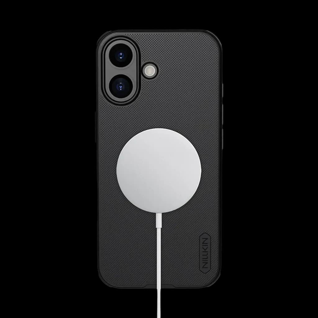 Nillkin Étui Super Frosted Shield Pro Magnetic pour iPhone 17 Noir: coque noire mate avec anneau magnétique MagSafe, bords renforcés et découpes précises