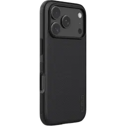 Capa Nillkin Super Frosted Shield Pro preta para iPhone 17 Pro Max, textura antiderrapante, recortes precisos para câmeras, botões e proteção reforçada