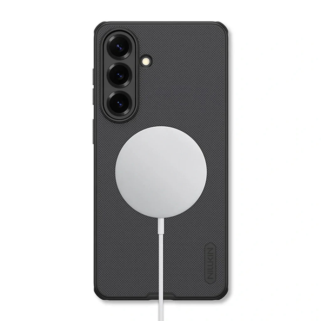 Nillkin Funda Super Frosted Shield Pro para Samsung Galaxy S26+ en negro, carcasa rígida mate con anillo magnético central y recortes precisos para cámara y - Ítem1