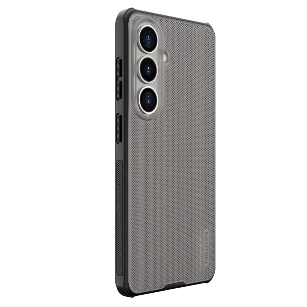 Nillkin Capa Super Frosted Shield Pro para Samsung Galaxy S26+ em Transparent Black, textura antiderrapante, bordas reforçadas e recorte preciso da câmera