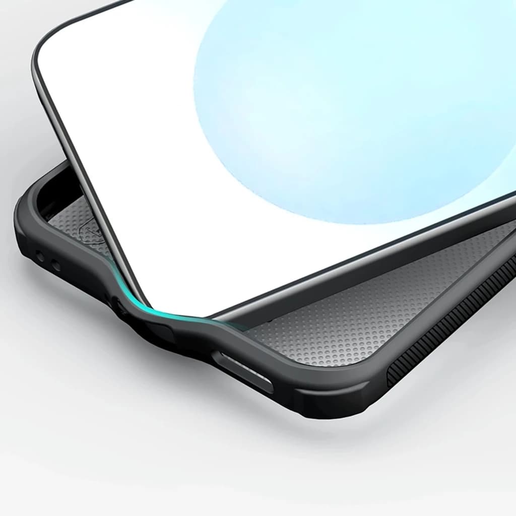 Capa Nillkin Super Frosted Shield Pro para Samsung Galaxy S26+ em preto translúcido, bordas reforçadas, textura antiderrapante e recortes precisos