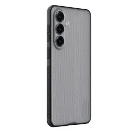Nillkin Capa Super Frosted Shield Pro para Samsung Galaxy S26 em preto translúcido, textura antiderrapante, recortes precisos e proteção reforçada para