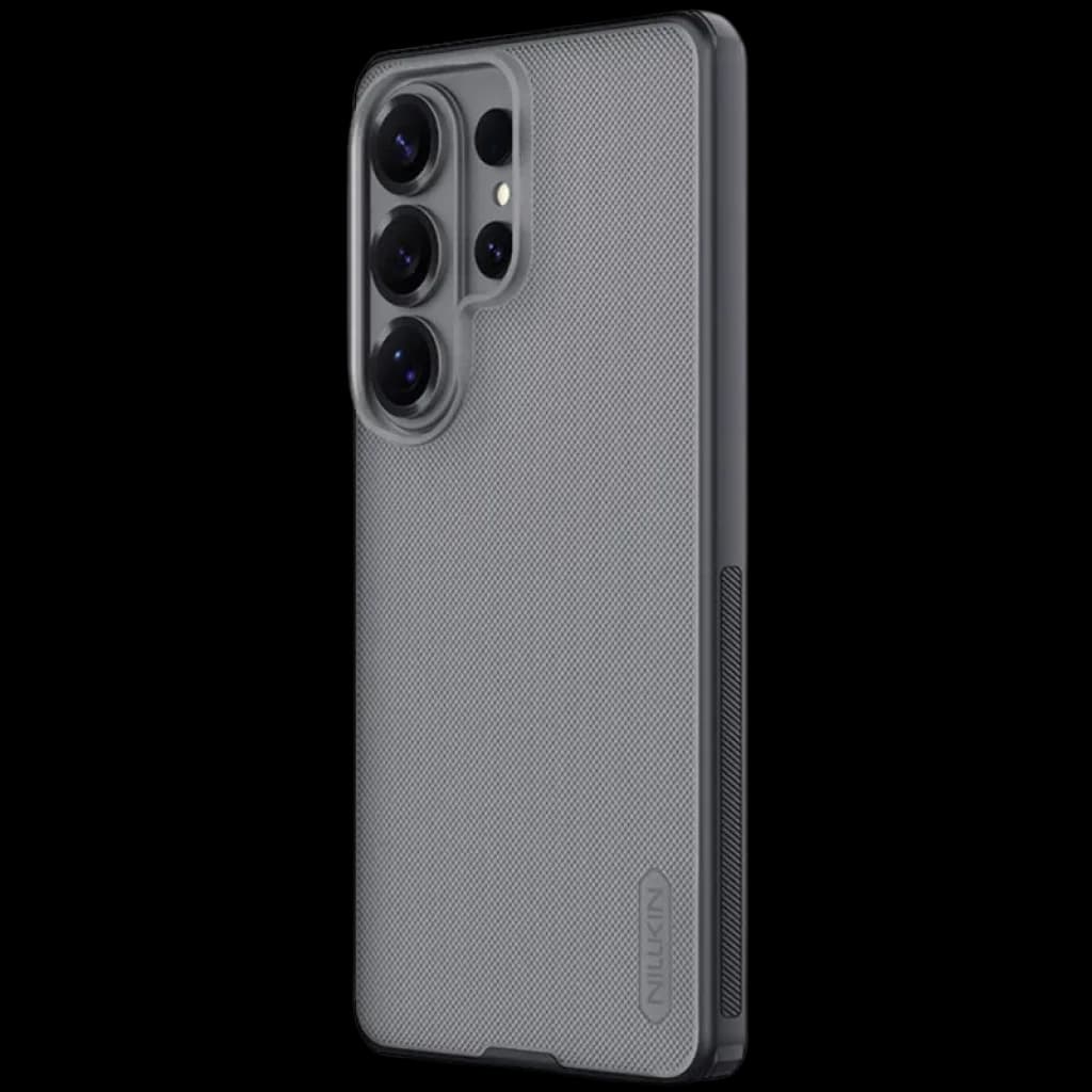 Capa Nillkin Super Frosted Shield Pro para Samsung Galaxy S26 Ultra em preto translúcido, textura antiderrapante, recortes precisos e proteção reforçada