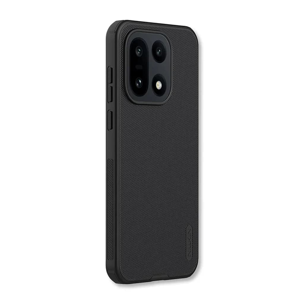 Coque Nillkin Super Frosted Shield Pro OnePlus 15 noire avec texture antidérapante, bords renforcés, découpes précises et module photo protégé