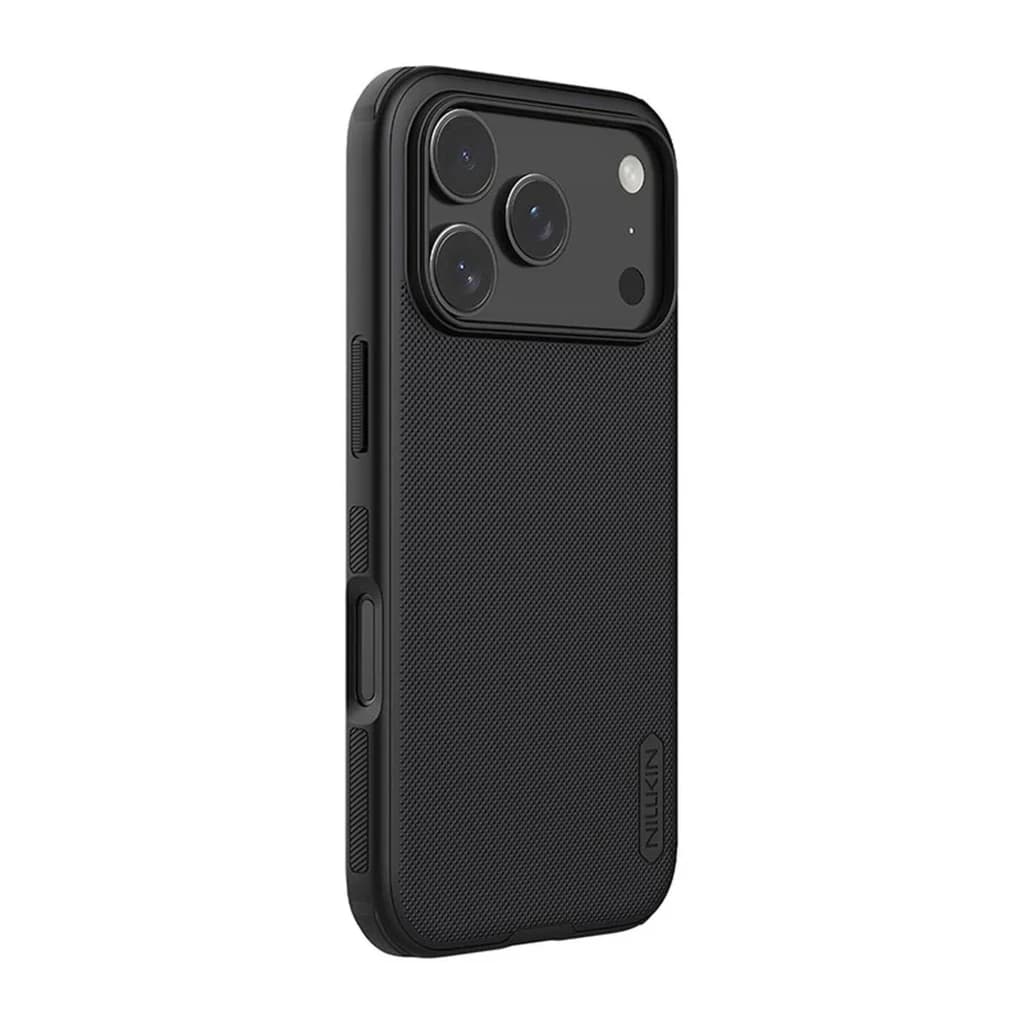 Coque Nillkin noire antidérapante pour iPhone 17 Pro Max, dos texturé, bords renforcés, découpe précise pour caméras, compatible magnétique MagSafe