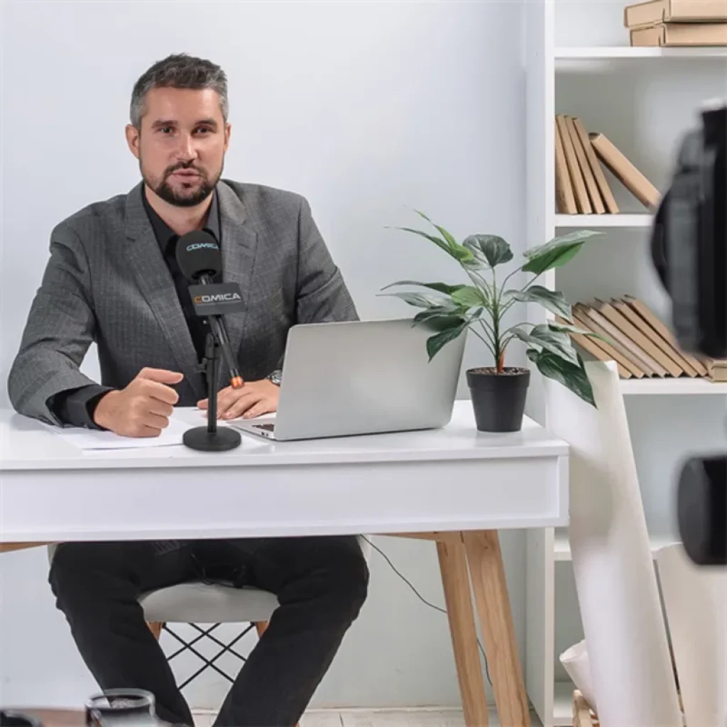 Comica HR-WM - Transmissor UHF portátil com cápsula supercardióide - Item2