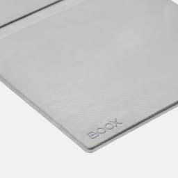 Funda BOOX para Go 7 y Go 7 Color Gen II en gris, textura suave tipo tela, interior aterciopelado y logotipo BOOX grabado en la esquina