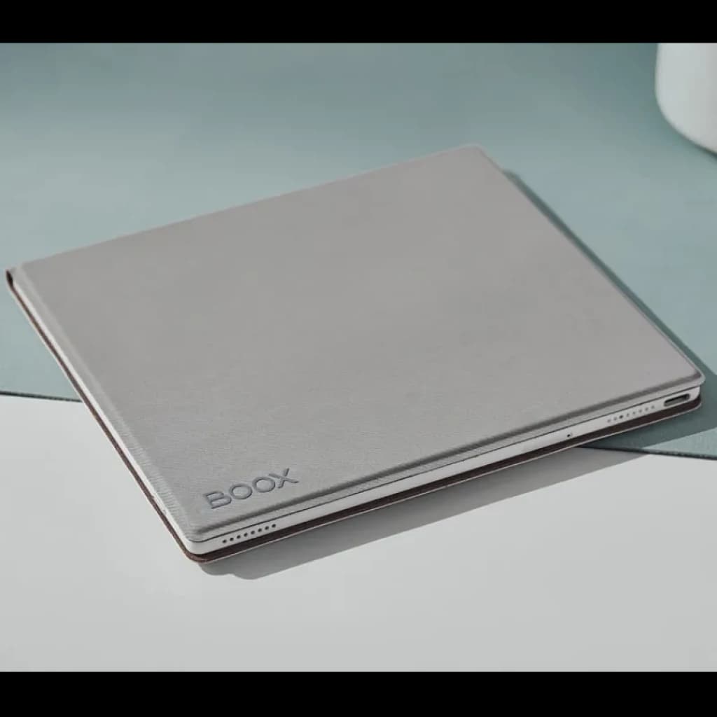 Funda BOOX gris para Go 7 y Go 7 Color Gen II con acabado elegante, bordes precisos y cierre magnético; protege pantalla y puertos manteniendo un perfil