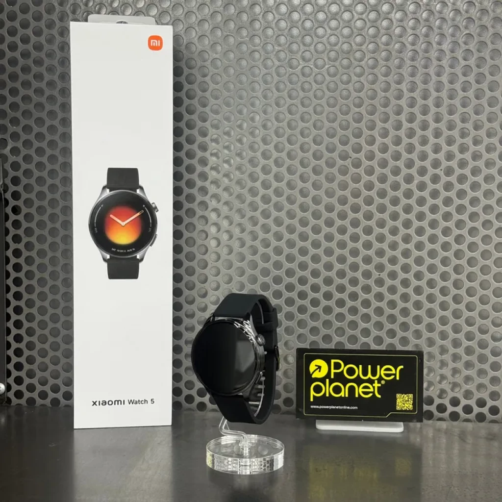 Xiaomi Watch 5 Preto com caixa metálica, coroa lateral e pulseira de silicone; tela circular AMOLED com mostrador laranja e marcadores de atividade; GPS - Item3