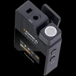 Comica BoomX-D D1 Noir émetteur compact noir, micro intégré à grille métallique, écran OLED avec indicateurs batterie et signal, boutons latéraux et