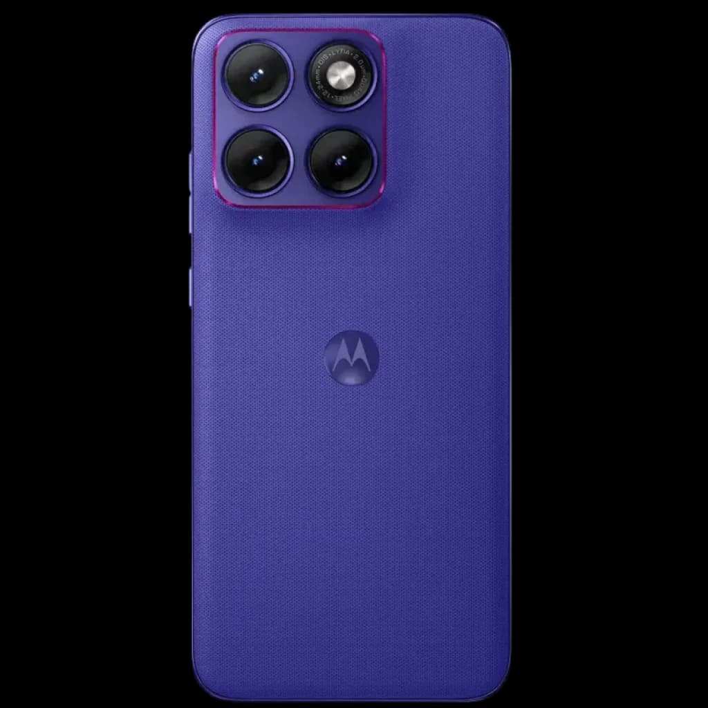 Trasera en azul PANTONE Orient Blue con textura y módulo de triple cámara grande con bordes magenta; logo Motorola centrado y marco lateral metálico