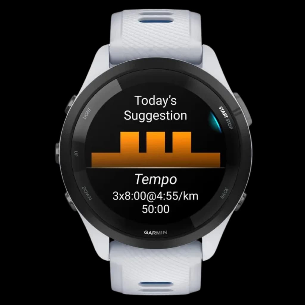 Garmin Forerunner 265 46 mm branco e azul com ecrã AMOLED de 1,3 polegadas; moldura preta, bracelete perfurada e ecrã com sugestões de treino