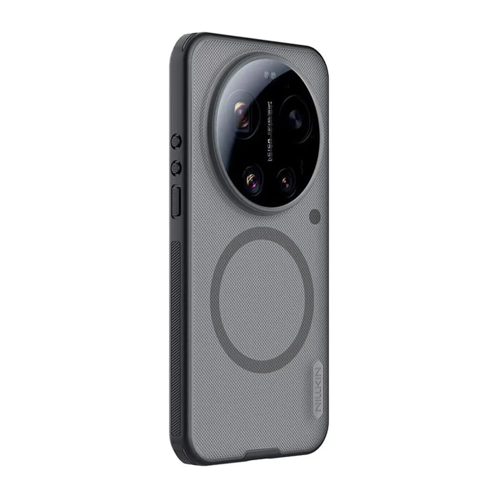 Coque magnétique Nillkin Super Frosted Shield Pro pour Xiaomi 17 Ultra, dos transparent noir texturé, anneau MagSafe visible, bordures anti‑chocs,