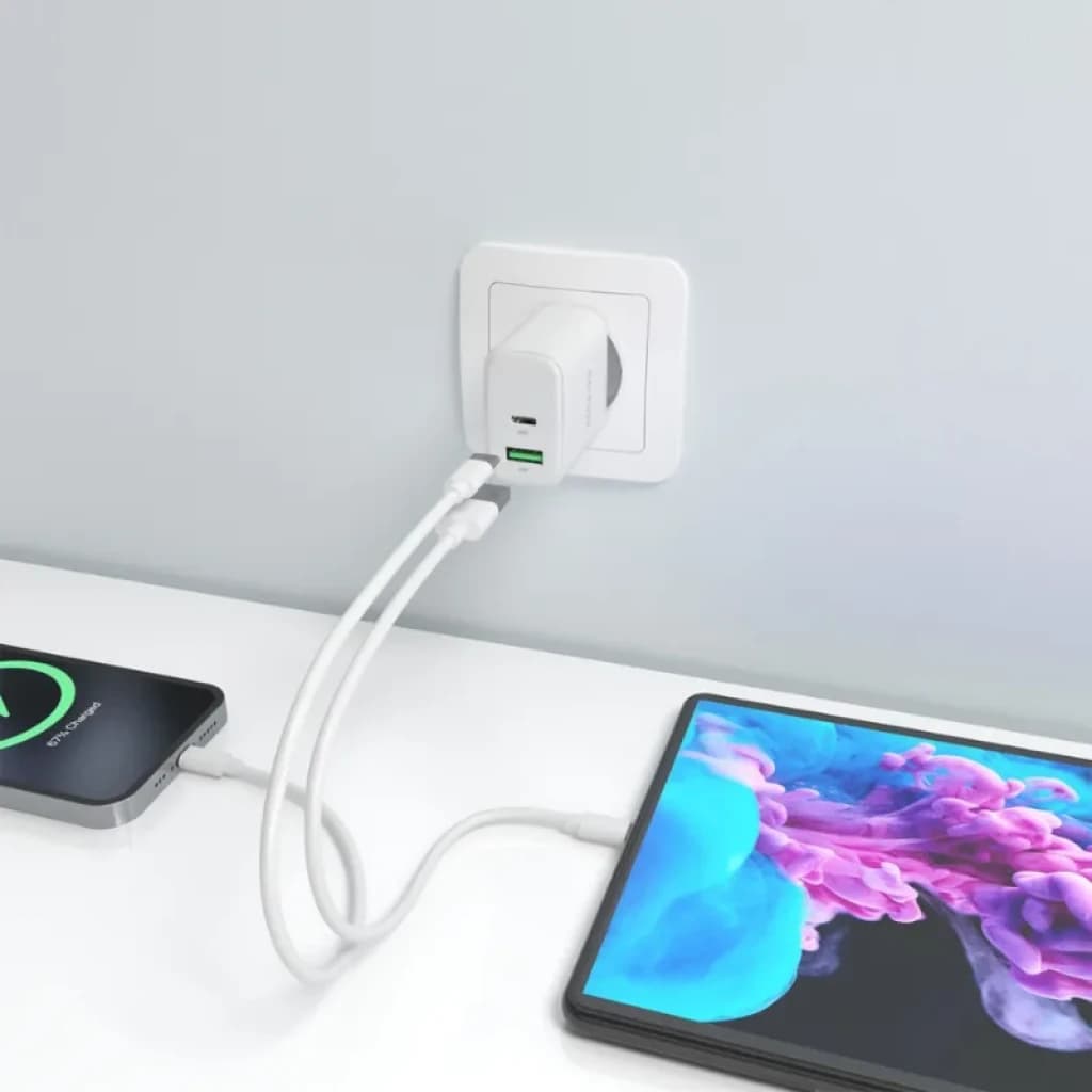 Aisens GaN A110-0971, carregador de parede branco de 45 W com portas USB-C e USB-A