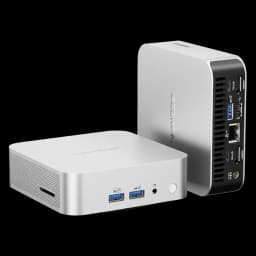 Geekom A5 Pro prateado, compacto, com portas frontais USB-A, botão power, ranhura SD e traseira com HDMI duplo, USB-C, Ethernet e ventilação lateral