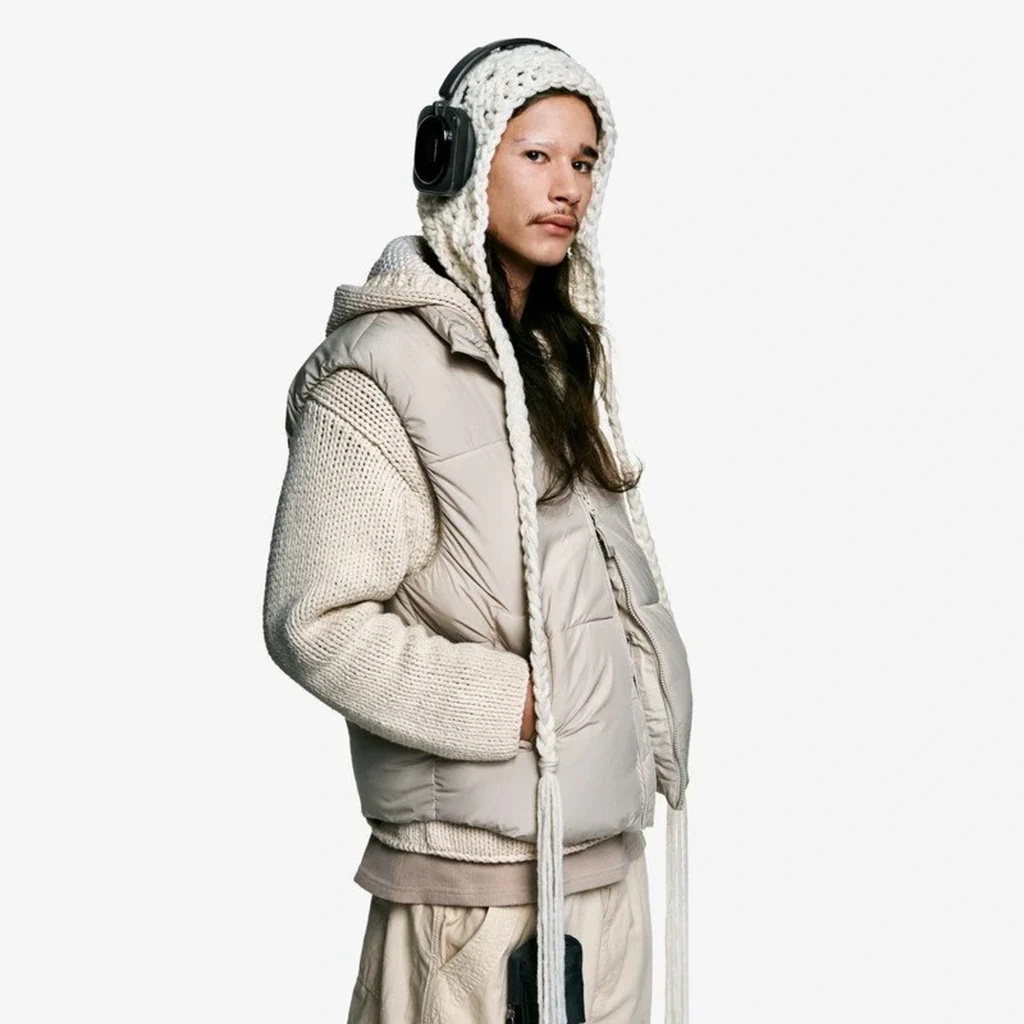 Auriculares Nothing Headphone a Negro de diadema, diseño cuadrado con copas grandes brillantes, almohadillas acolchadas, diadema ajustable y acabado mate - Ítem10