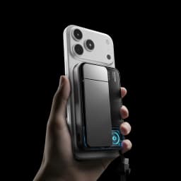 Power bank Sharge ICEMAG 3 Qi2 25W 10000mAh con imán MagSafe, módulo de enfriamiento activo iluminado, cuerpo metalizado bicolor y puerto USB-C