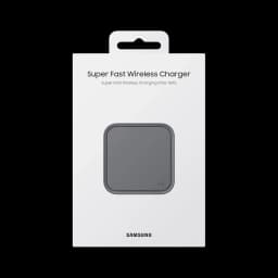 Carregador sem fios Samsung 15 W cinzento escuro, formato quadrado compacto com base lisa e bordas arredondadas, indicado na embalagem branca oficial
