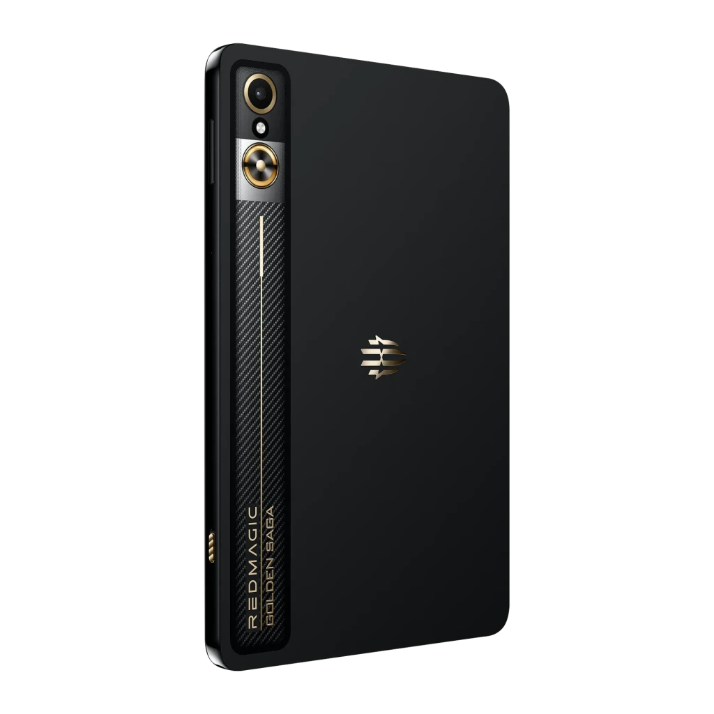 Tablet Nubia RedMagic Astra Golden Saga preta, traseira com faixa carbono e câmera dupla; tela OLED 9,06 pol 165Hz exibindo arte futurista em dourado e preto - Item3