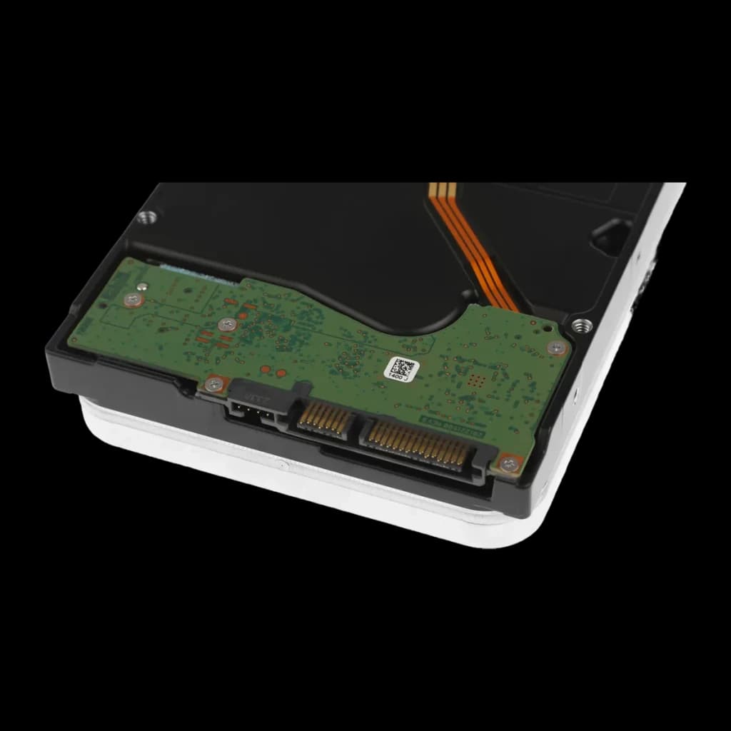 Disco rígido Seagate IronWolf Pro 20TB 3.5 polegadas 7200RPM ST20000NT001, vista traseira: PCB verde com conectores SATA