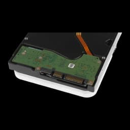 Disco rígido Seagate IronWolf Pro 20TB 3.5 polegadas 7200RPM ST20000NT001, vista traseira: PCB verde com conectores SATA