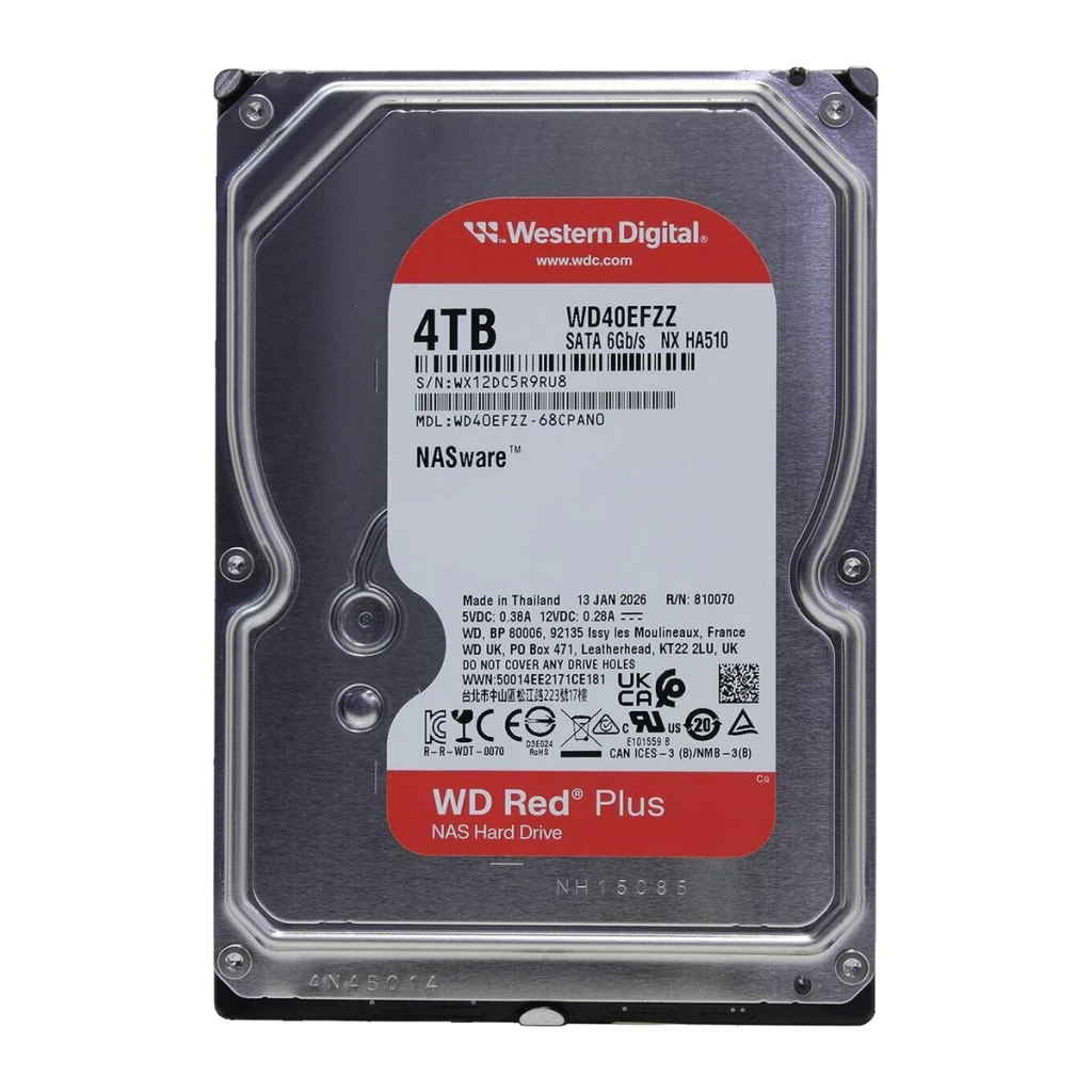 Disco rígido WD Red Plus 4TB 3.5 polegadas 5400RPM WD40EFZZ, detalhe: etiqueta frontal com capacidade 4TB, modelo e logo