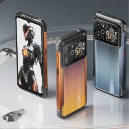 Hotwav Cyber 18 4G 256 GB Preto 8 GB 120 Hz com design robusto, tela grande sem bordas, laterais metálicas laranja e azul e módulo de câmera tripla destacado