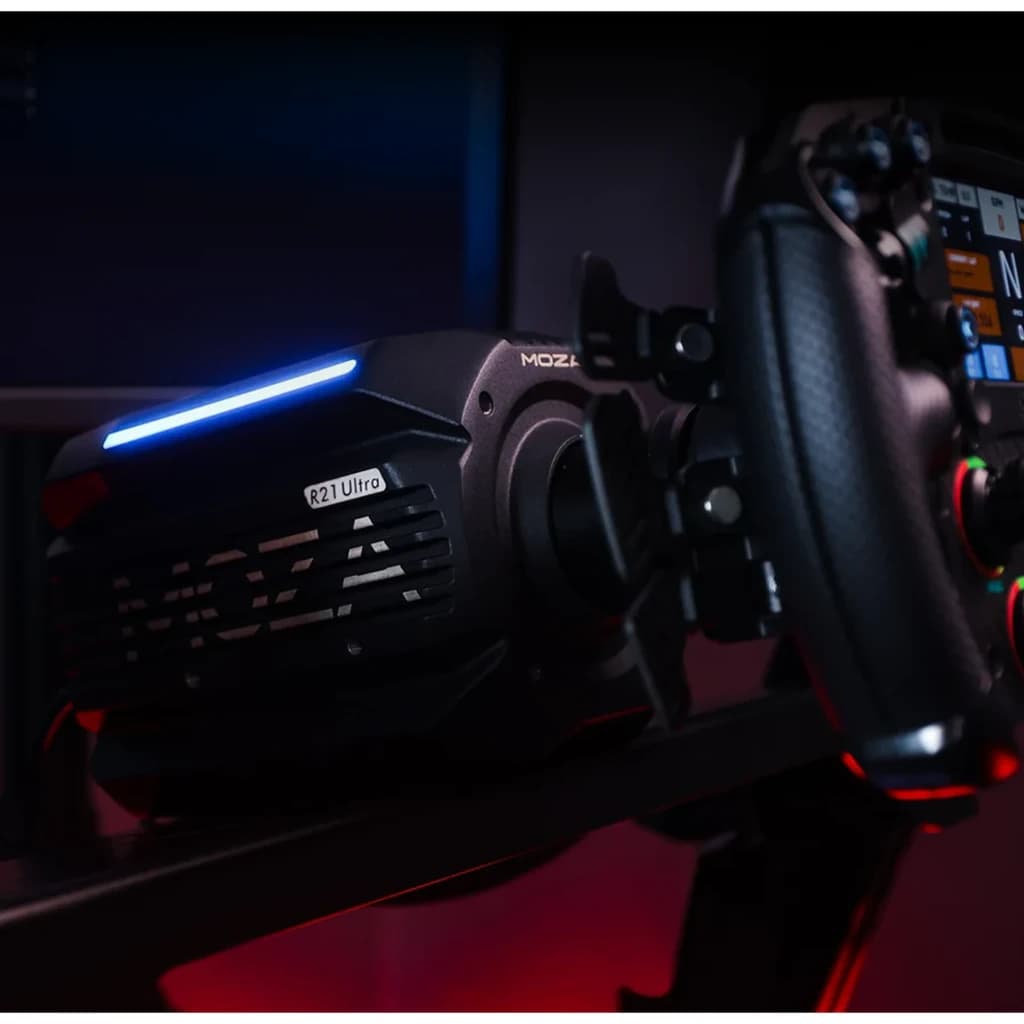 Base de Volante Moza Racing R21 Ultra Direct Drive 21Nm com corpo robusto em preto, iluminação LED azul e sistema de fixação rápida para cockpit