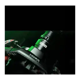 Moza Racing Lamborghini Essenza SCV12 – Volante réplica oficial em fibra de carbono, acabamento preto, detalhes esportivos e conector MOZA destacado