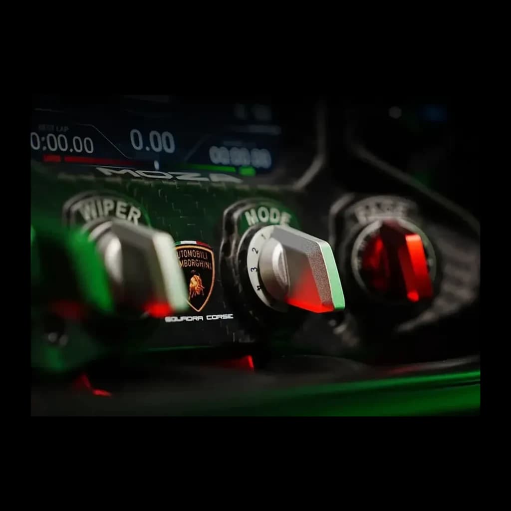 Moza Racing Lamborghini Essenza SCV12 – Volante réplica oficial com painel em fibra de carbono, botões rotativos iluminados e detalhes em vermelho e verde