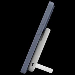 Batería externa gris con soporte plegable, diseño magnético MagSafe, puerto USB-C inferior y perfil delgado; se adhiere a la parte trasera del móvil.