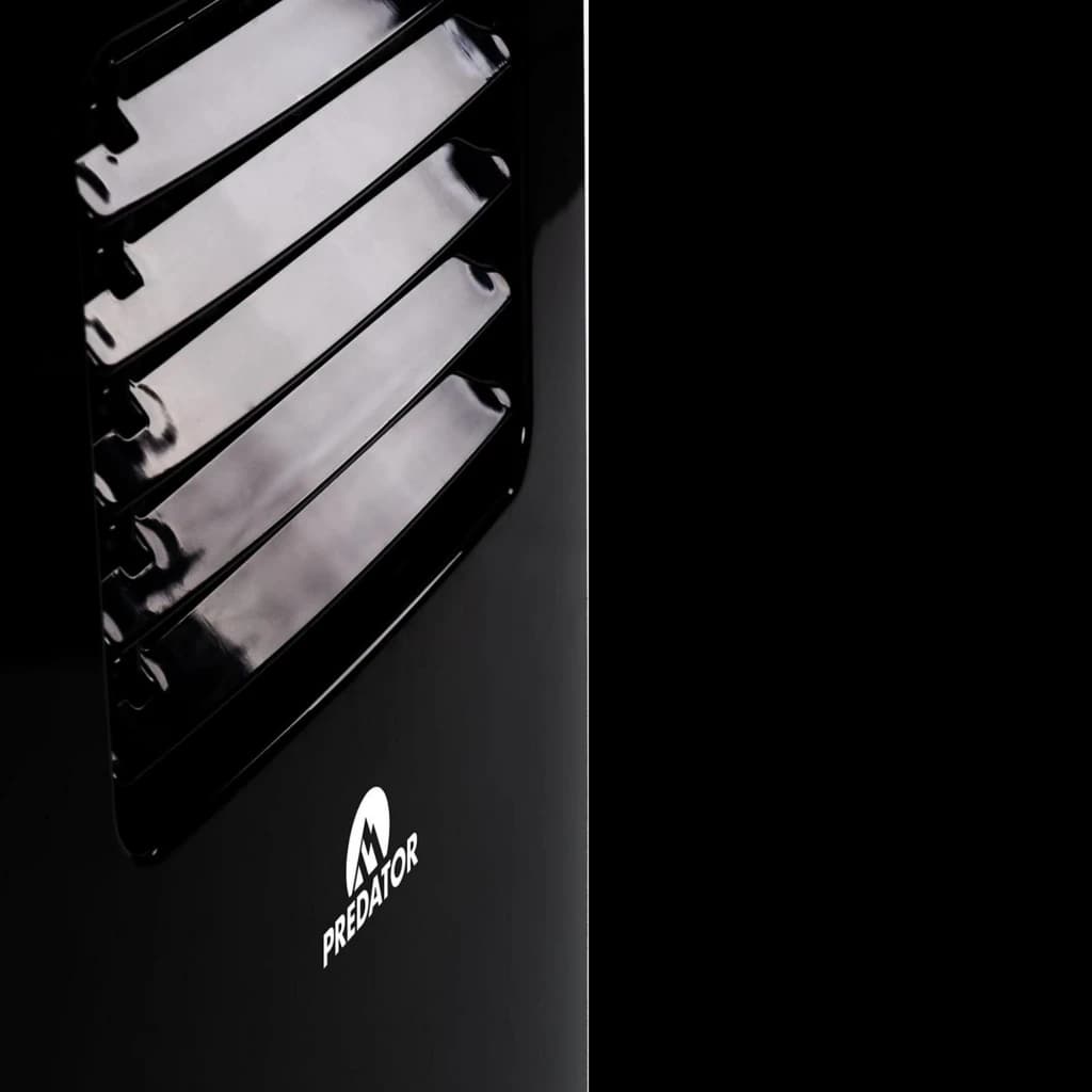 Grille d’aération noire brillante avec ailettes horizontales, finition lisse et logo Predator blanc, détail du Glaziar S35PLUS Climatiseur portable 10 000