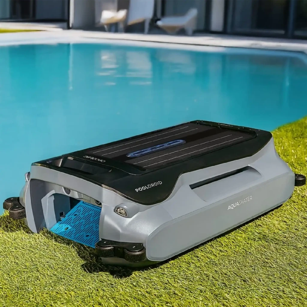 Cecotec Conga Pooldroid AquaSkater 4,5L robot limpia piscinas negro, diseño rectangular bajo perfil, asas integradas, base antideslizante y ruedas de apoyo - Ítem2