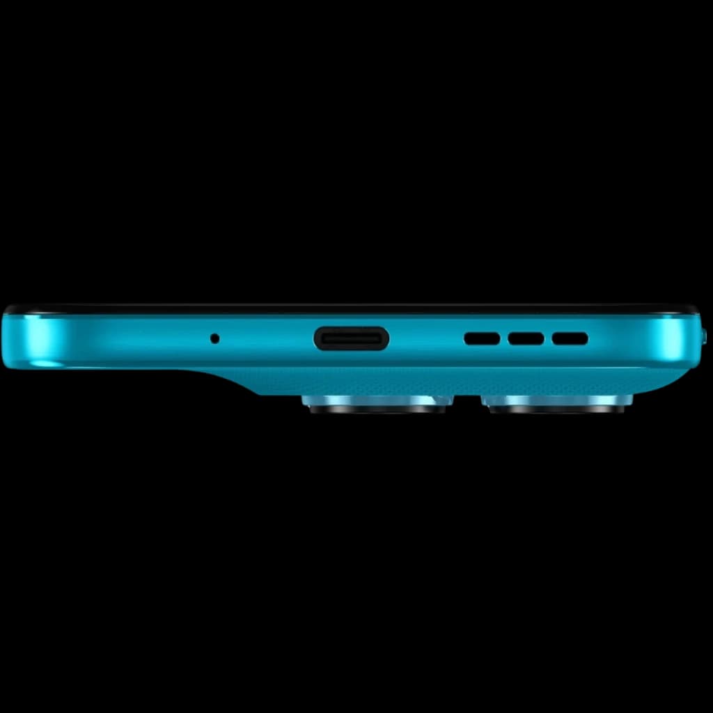 Borde inferior del Motorola Moto G87 5G en color Blue Atoll con puerto USB-C centrado, rejillas de altavoz y micrófono; módulo de cámaras traseras