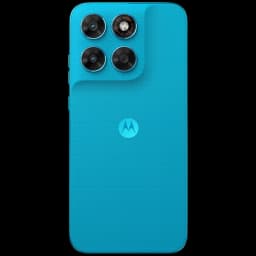 Motorola Moto G87 5G en color Blue Atoll con textura antideslizante y módulo de triple cámara trasera grande con flash integrado y logo M central