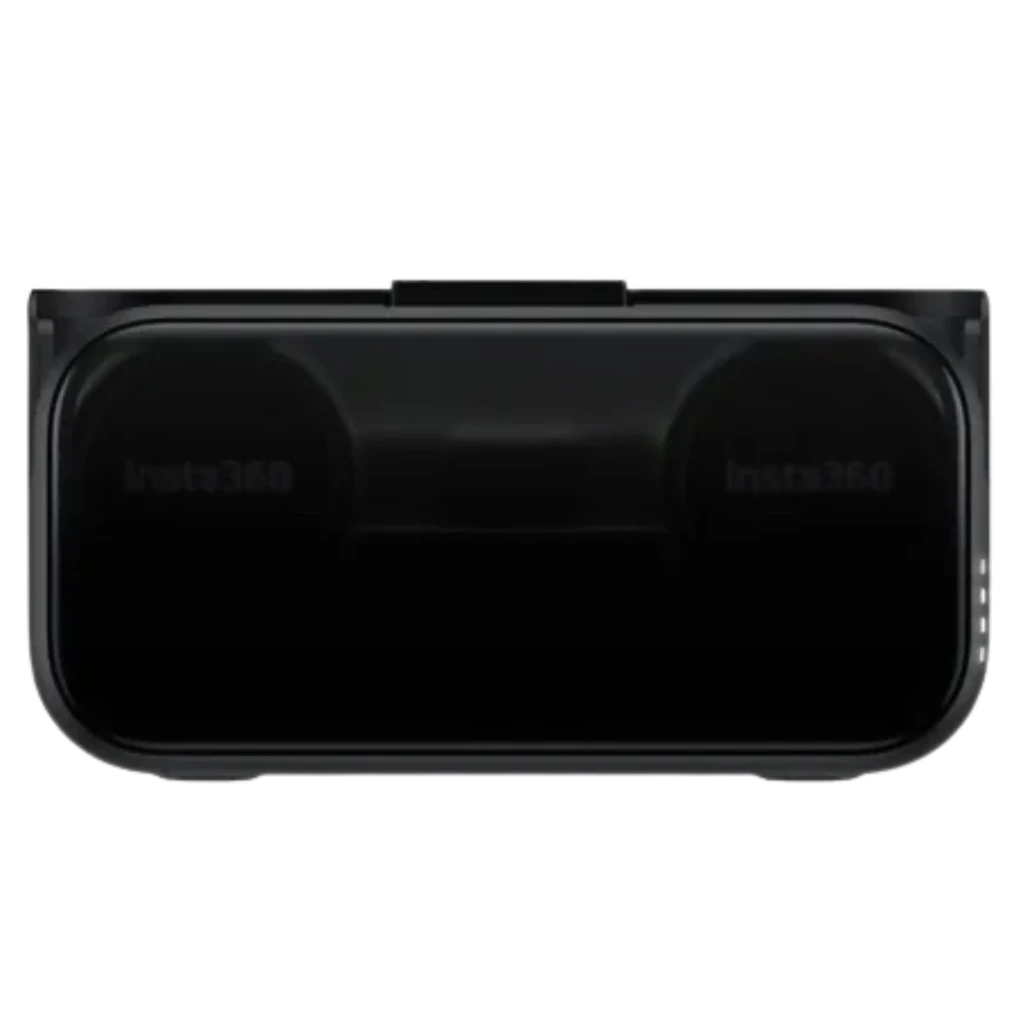 Estuche de carga con dos transmisores circulares Insta360 y un receptor con pantalla OLED, diseño negro compacto y botones de control accesibles - Ítem2