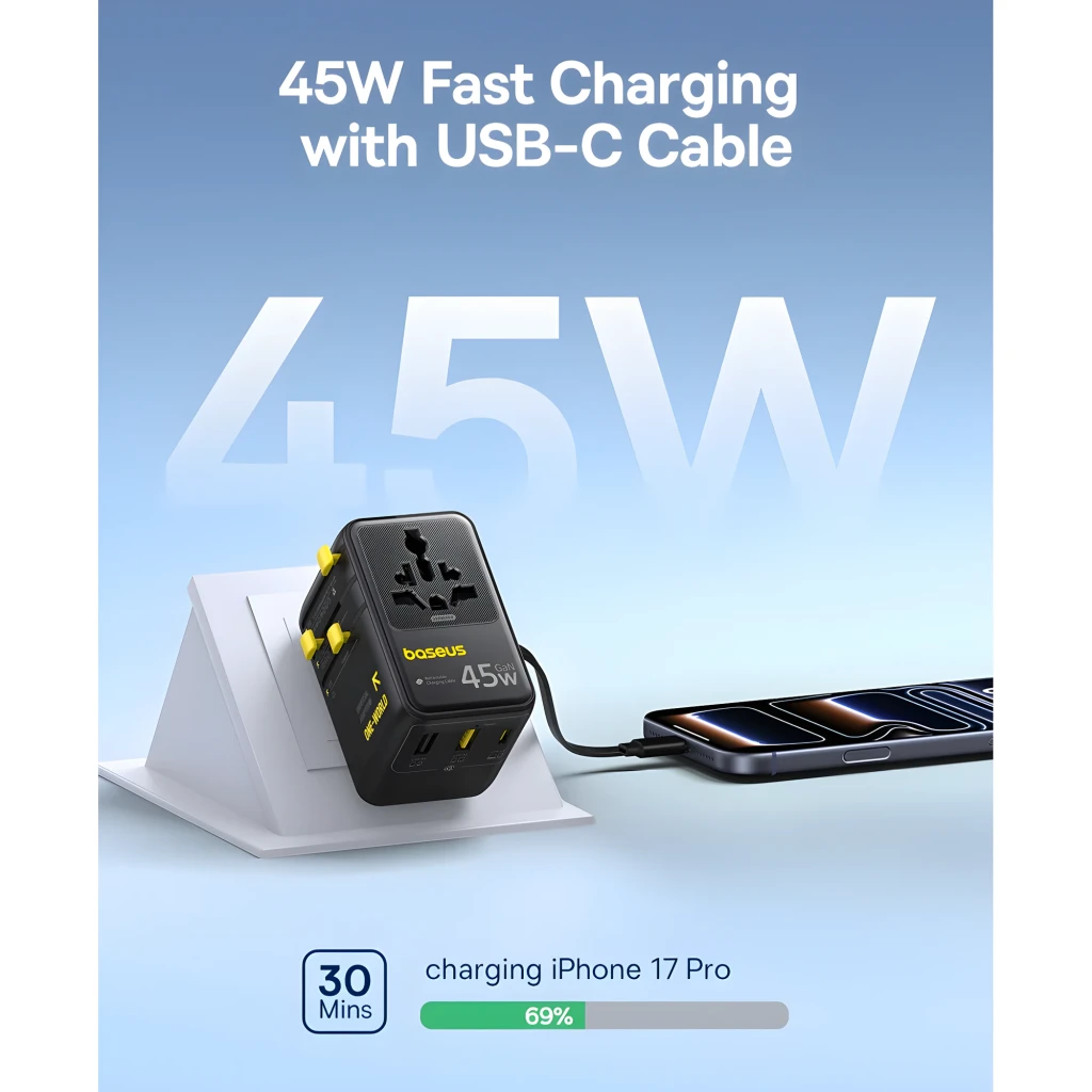 Baseus PicoGo AG11 carregador GaN 45 W preto com tomada universal, USB-C e USB-A, cabo destacável, design compacto e botão lateral amarelo - Item1