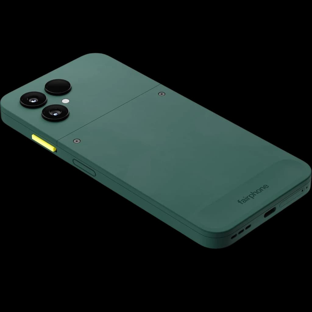 Fairphone 6 5G verde con carcasa modular, triple cámara trasera destacada y botón lateral amarillo, diseño sostenible y puerto USB-C