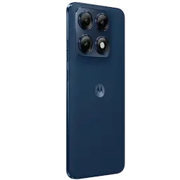 Motorola Edge 70 Pro 5G en color titanio azul, trasera mate con logo M y módulo cuadrado con triple cámara y flash; diseño delgado y elegante