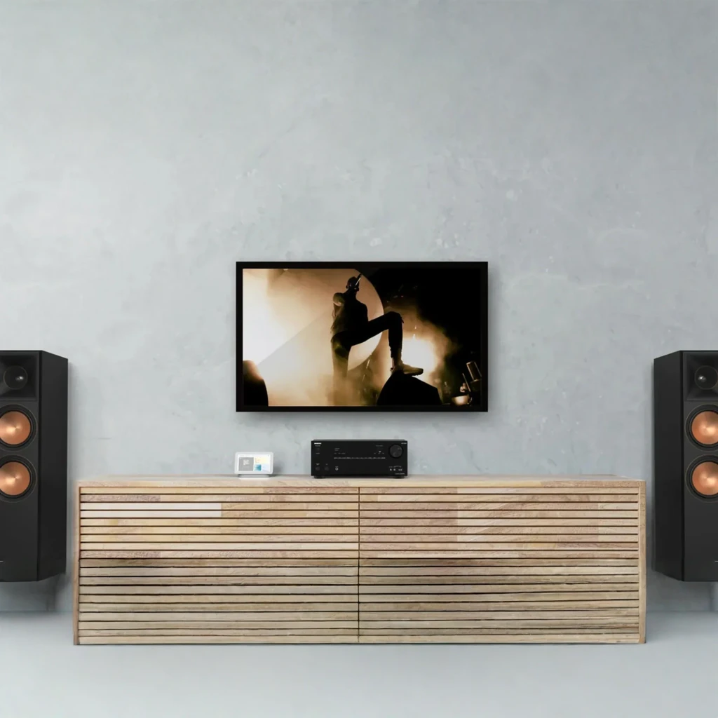 Receptor AV Onkyo TX-NR7100 em preto com display verde THX Cinema, grande botão de volume à direita, múltiplos botões frontais e porta USB frontal - Item4