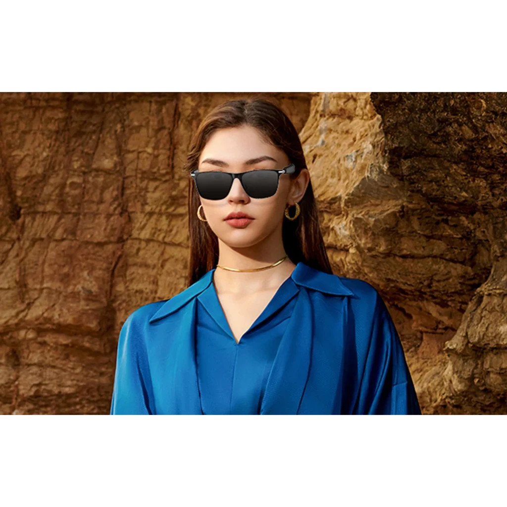 COLMI M01Pro UV AI Sunglasses Conducción Ósea Gafas de sol UV con montura negra rectangular, lentes oscuras UV, bisagras metálicas doradas y patillas gruesas - Ítem9
